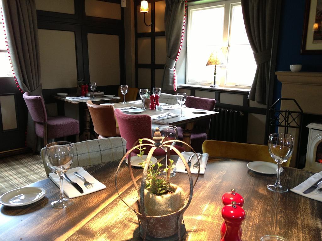 The Crown Pub, Dining & Rooms Henlow Esterno foto