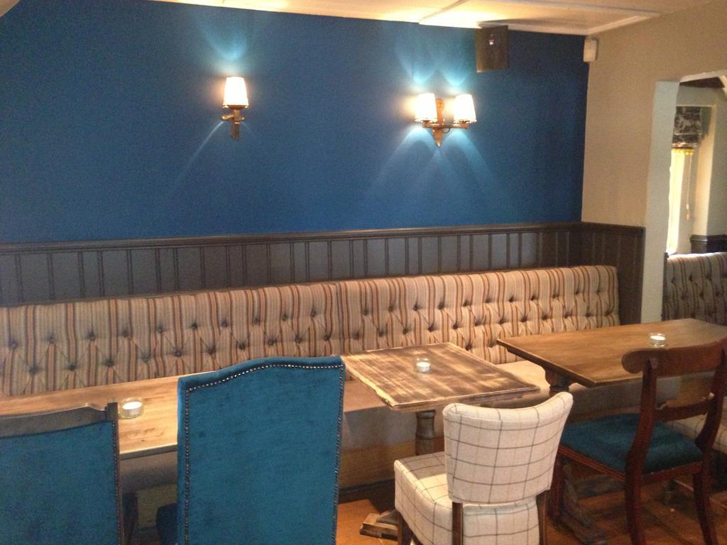 The Crown Pub, Dining & Rooms Henlow Esterno foto