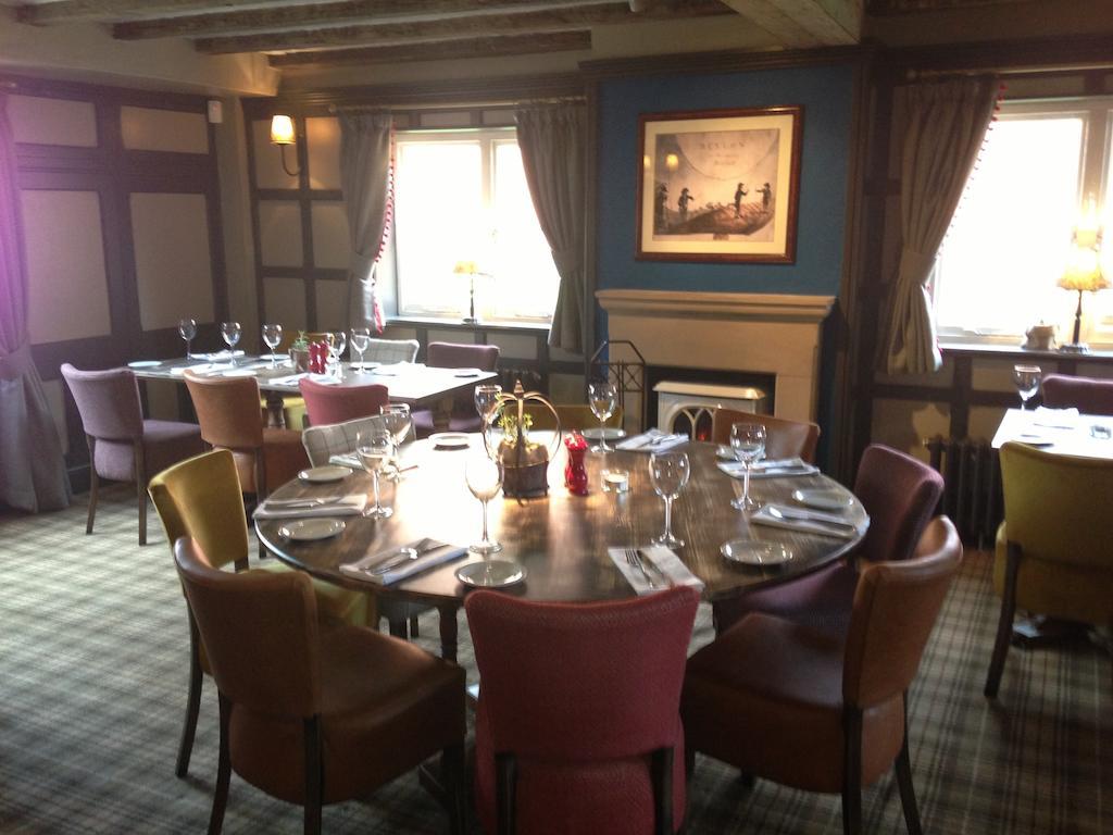 The Crown Pub, Dining & Rooms Henlow Esterno foto