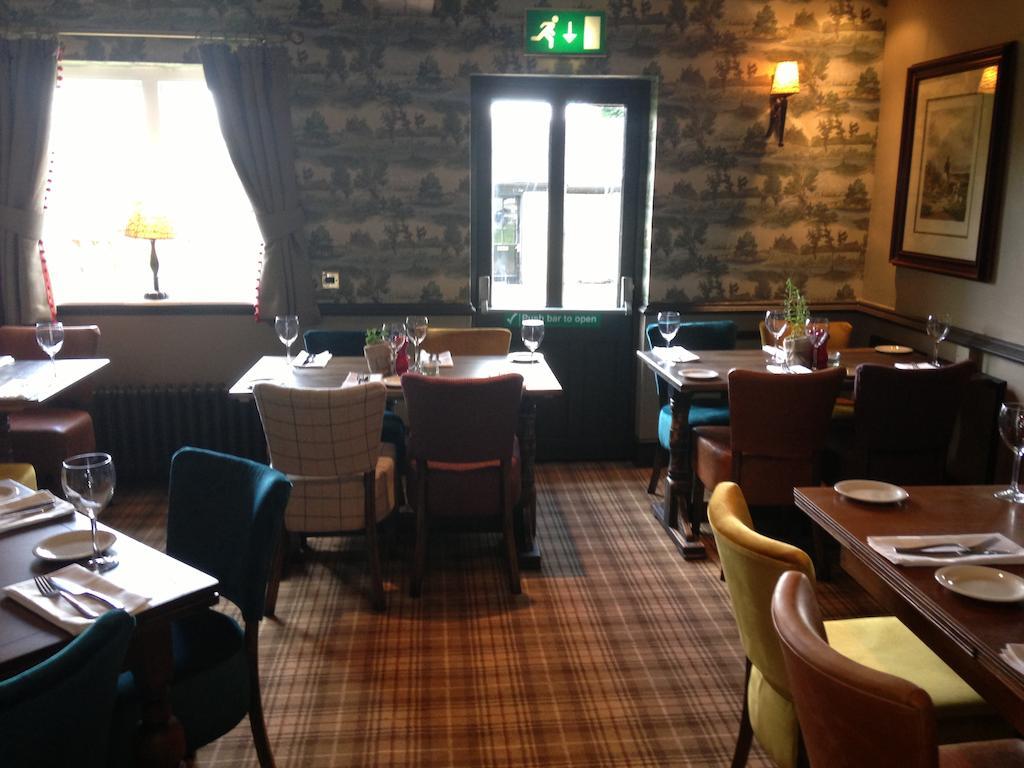 The Crown Pub, Dining & Rooms Henlow Esterno foto